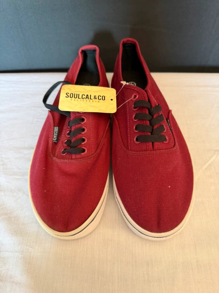 SoulCal & Co California Burgundy Canvas Low Trainers - Brand New - UK 7 / EU 41